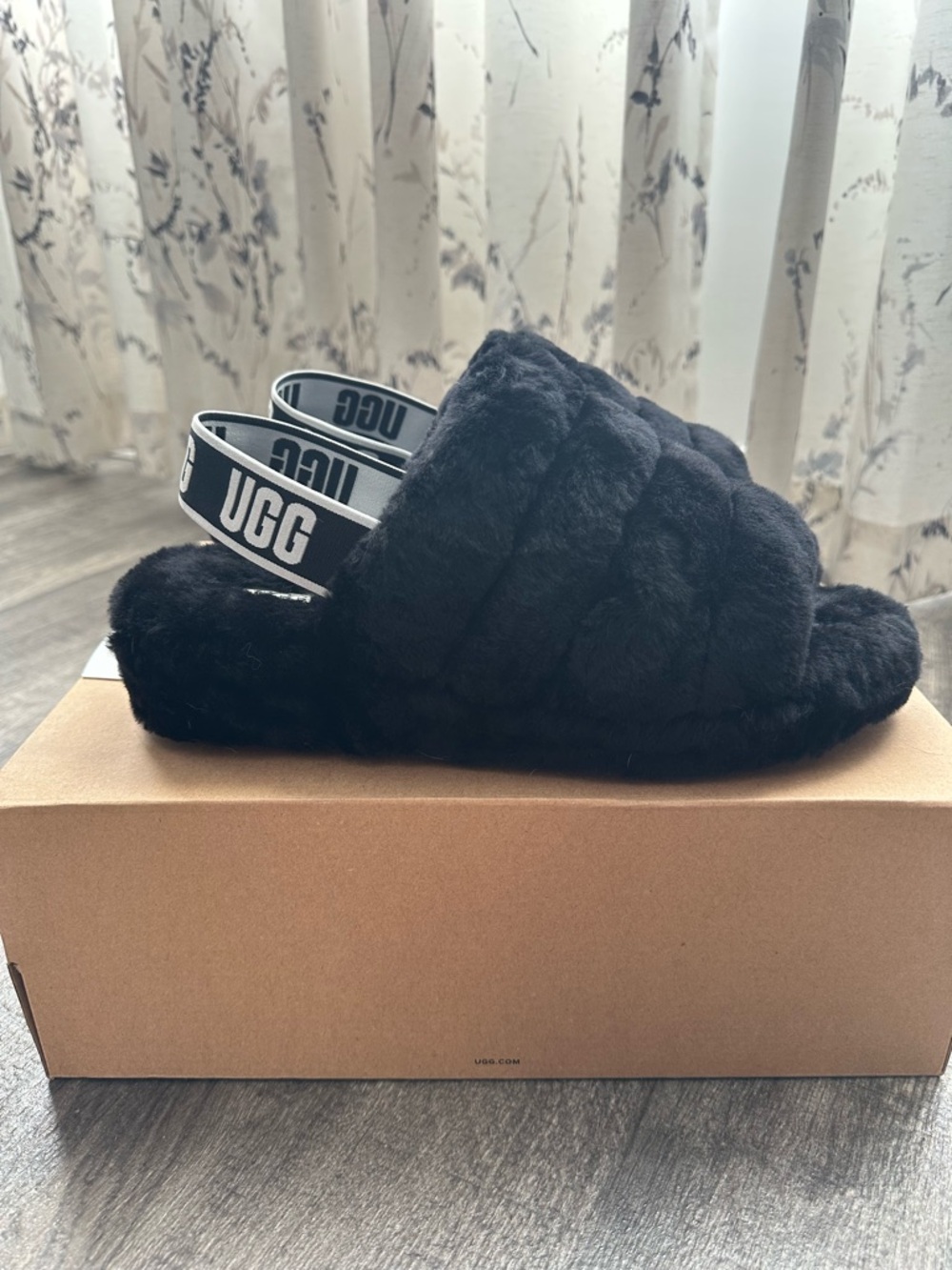 UGG Black Fluff Yeah Slide